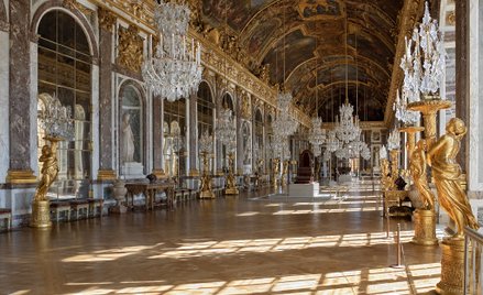 Zespół pałacowy w Wersalu był rezydencją królów francuskich od 1682 roku.