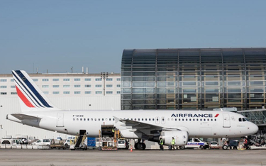 Sektor lotniczy Francji dostanie 15 mld euro pomocy od rządu