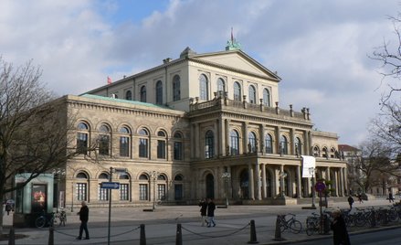 Niemcy: Krytyczka sztuki obrzucona w operze ekskrementami
