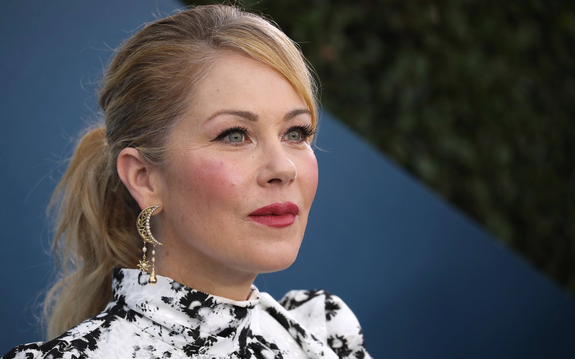 Christina Applegate w biografii „You with the Sad Eyes”opowiada o ...