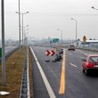 O zgodę na przesunięcie 1,2 mld euro z puli przeznaczonej na inwestycje kolejowe na prace drogowe zw