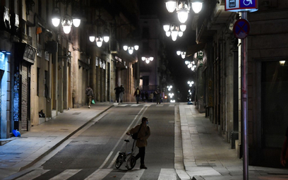 Hiszpania skraca kwarantannę dla osób zakażonych koronawirusem