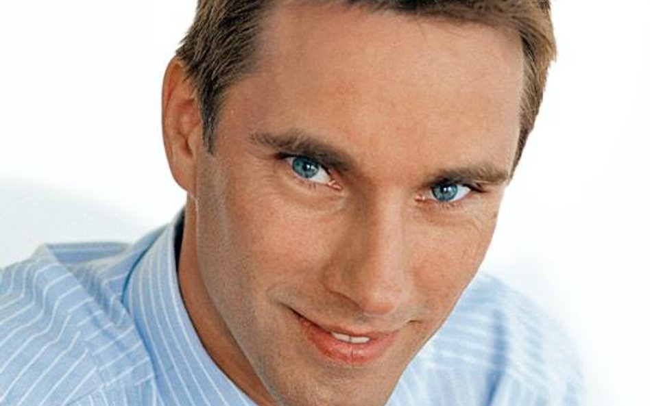 Krzysztof Stępień, GŁÓWNY ANALITYK, DYREKTOR INWESTYCYJNY, OPERA TFI