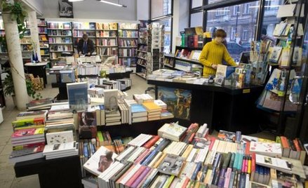 Pogrom księgarni trwa