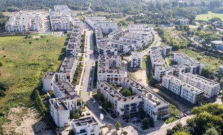 Dla deweloperów mieszkaniowych z giełdy III kwartał 2025 r. był czwartym z rzędu kwartałem wzrostu s
