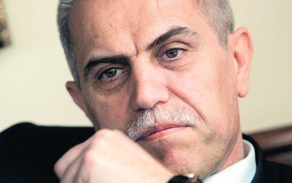 Zygmunt Solorz-Żak samodzielnie buduje internetową sieć za pieniądze ze sprzedaży akcji Cyfrowego Po
