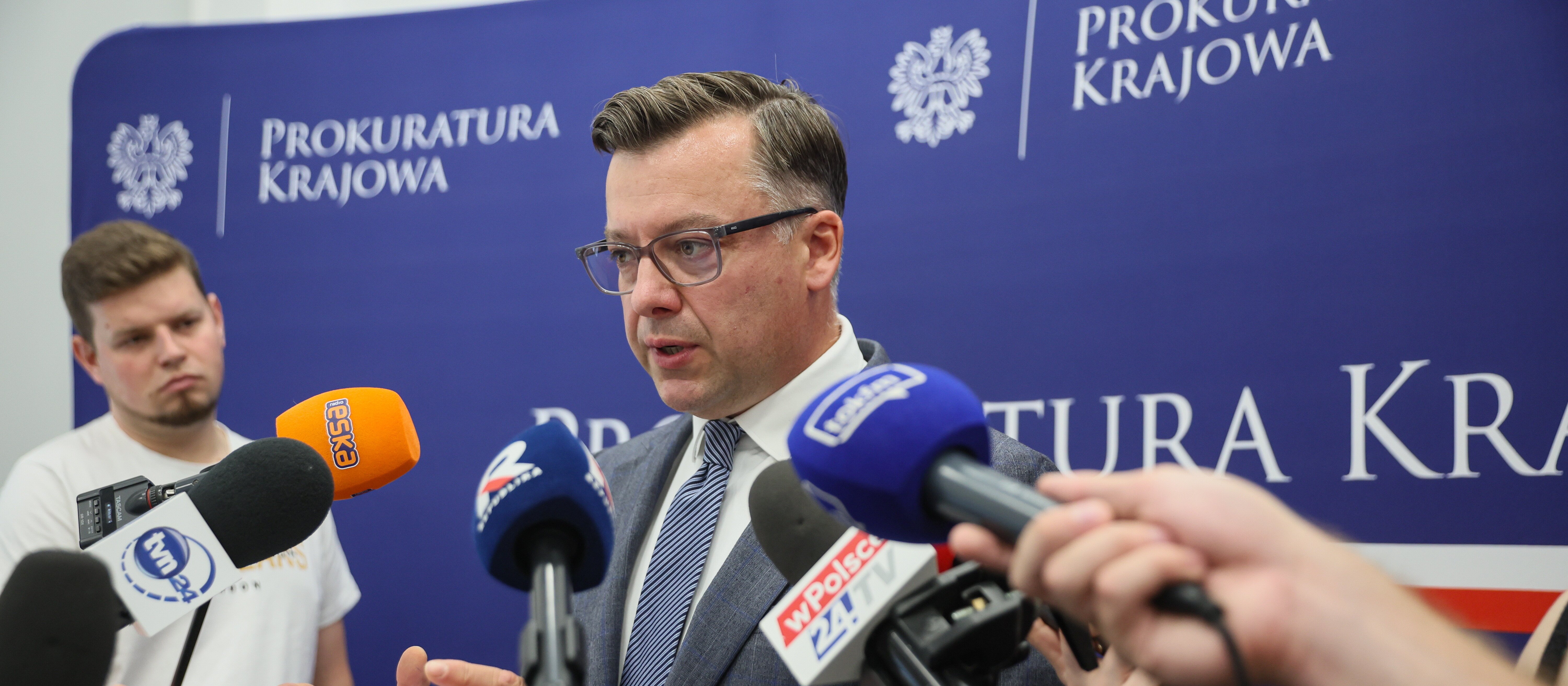 Investigation into diplomatic treason in connection with the Smolensk catastrophe discontinued in its entirety