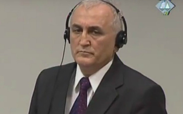 Współodpowiedzialny za zbrodnię w Srebrenicy zostaje w więzieniu
