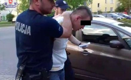 Kilka godzin po wypadku policjanci zatrzymali mężczyznę, który potrącił kobietę z dwójką dzieci