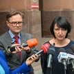 Podsekretarz stanu w Ministerstwie Spraw Zagranicznych Polski Henryka Mościcka-Dendys oraz rzecznik 