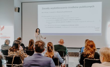 Prezes UZP Agnieszka Olszewska zwracała uwagę, by zamówień publicznych nie postrzegać tylko jako pro
