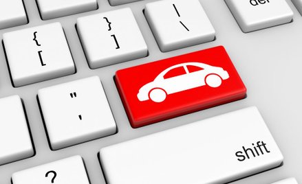 CEPiK: Łatwiej sprawdzić OC niż zarejestrować auto