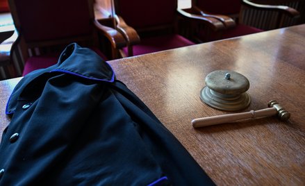 50 tys. zł za podszywanie się pod radcę prawnego. Samorząd radców chce zmian