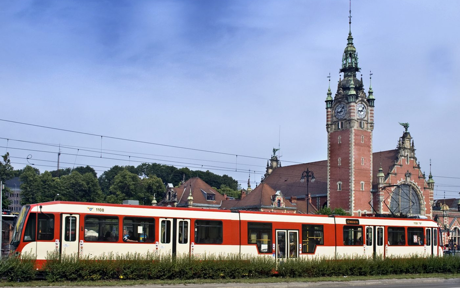 Nowy bilet miałby ułatwić korzystanie z pociągów, autobusów miejskich i tramwajów, łącząc te różne ś