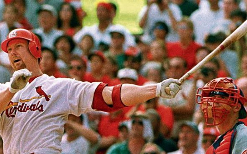 Mark McGwire – od dawna podejrzany, dziś prosi rodaków o wybaczenie