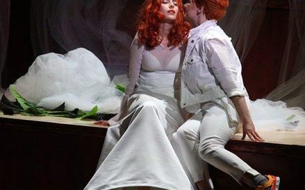 Hanna Sosnowska (Julia) i Aleksandra Opała (Romeo).