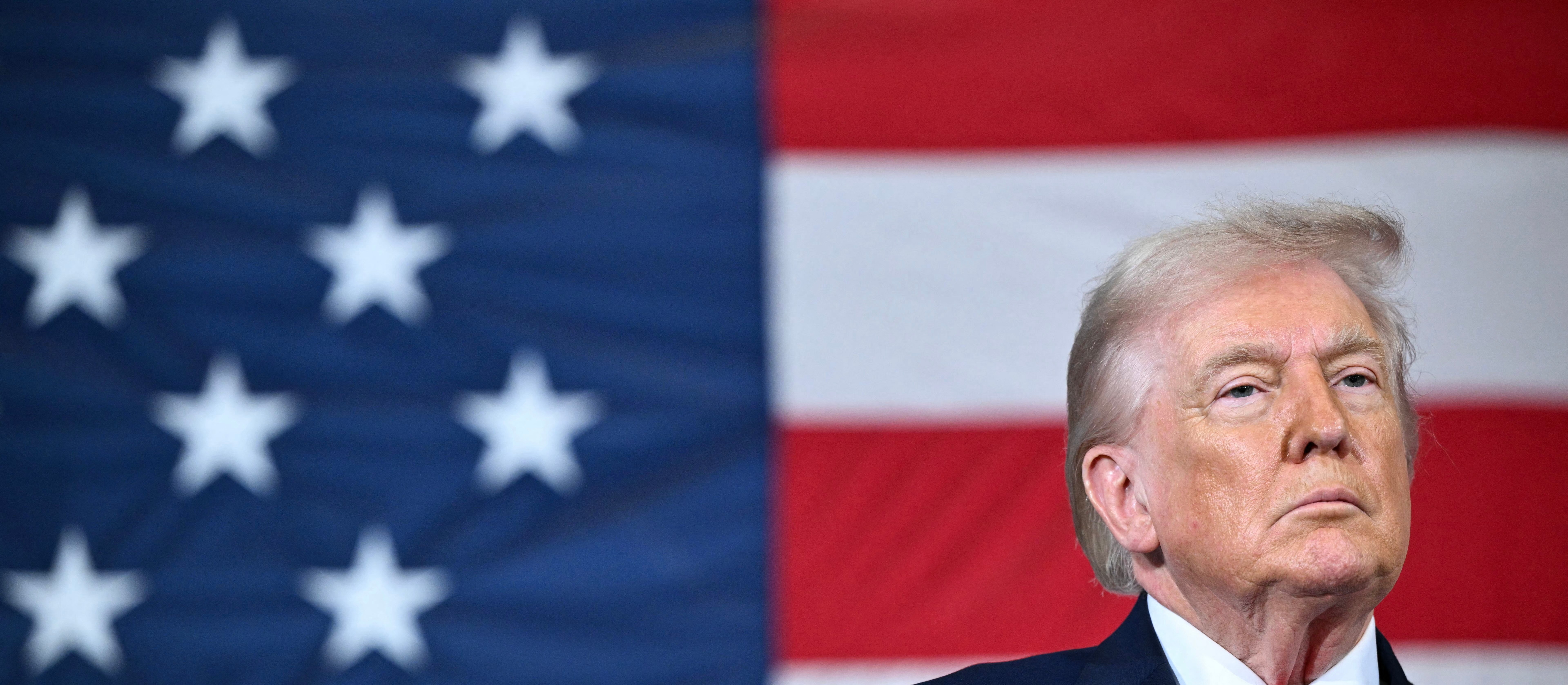 Rajd akcji telekomów w Europie. Inwestorzy szukają pewności w niepewnych czasach