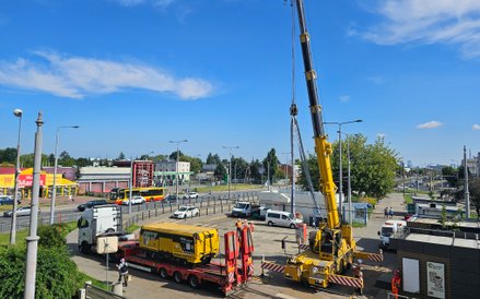 Postawić frezarkę na otry można tylko przy urzyciu specjalistycznego dźwigu