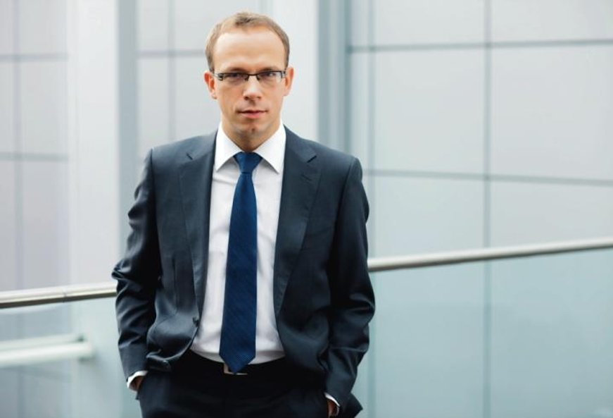 BOGUSŁAW STEFANIAK szef zespołu dłużnego, Ipopema TFI