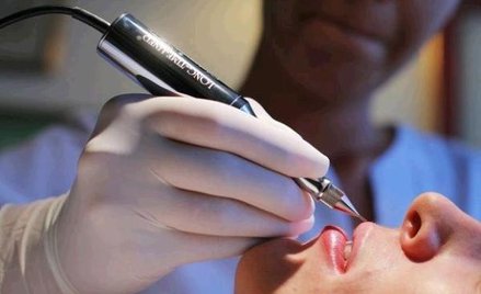 Botoks: u lekarza czy kosmetologa