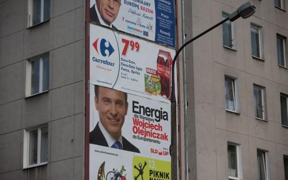 Reklama nie może stać zbyt blisko drogi