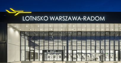 Władze rządowe wykluczają zamknięcie lotniska dla ruchu cywilnego i zapewniają o chęci jego ratowani