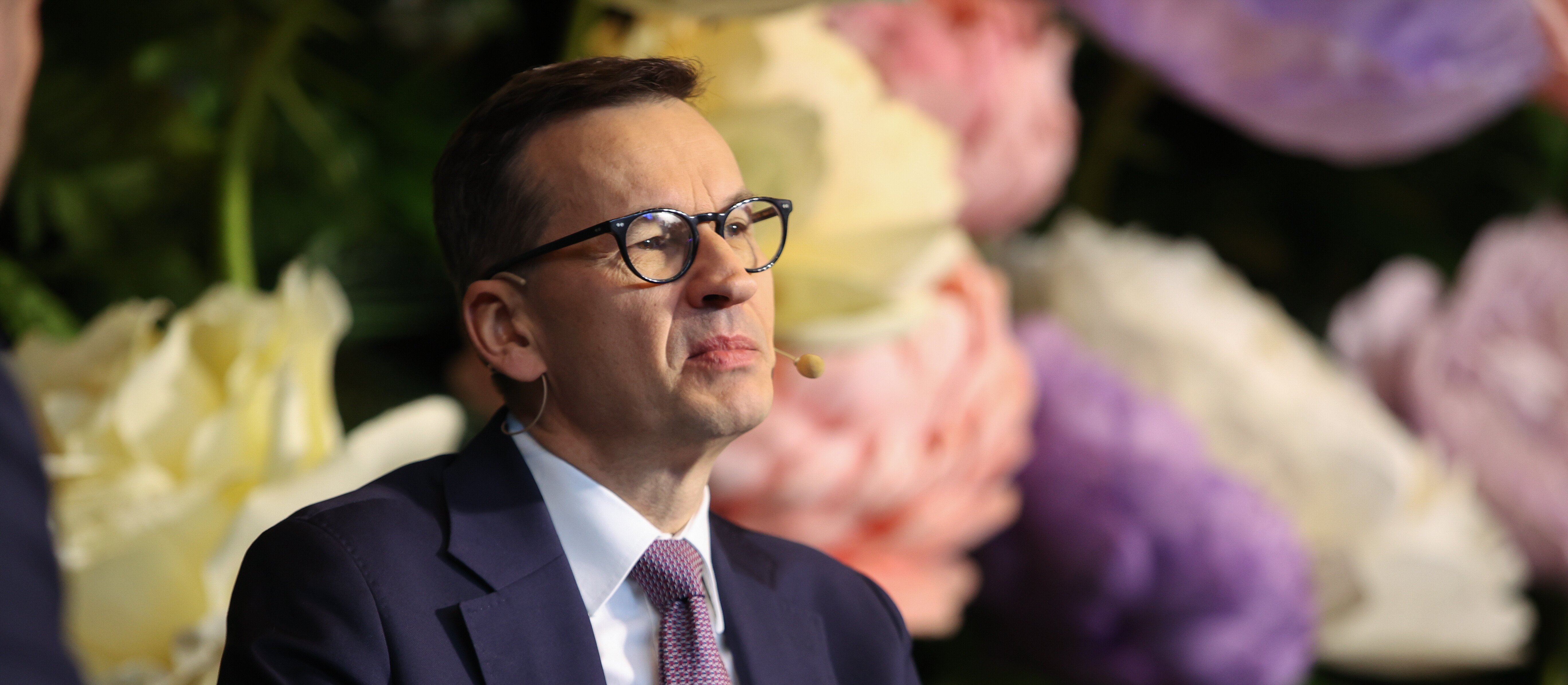 Ukryte życie partyjne. Dlaczego politycy zakładają stowarzyszenia