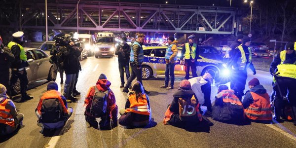 Ostatnie Pokolenie: kończymy działalność