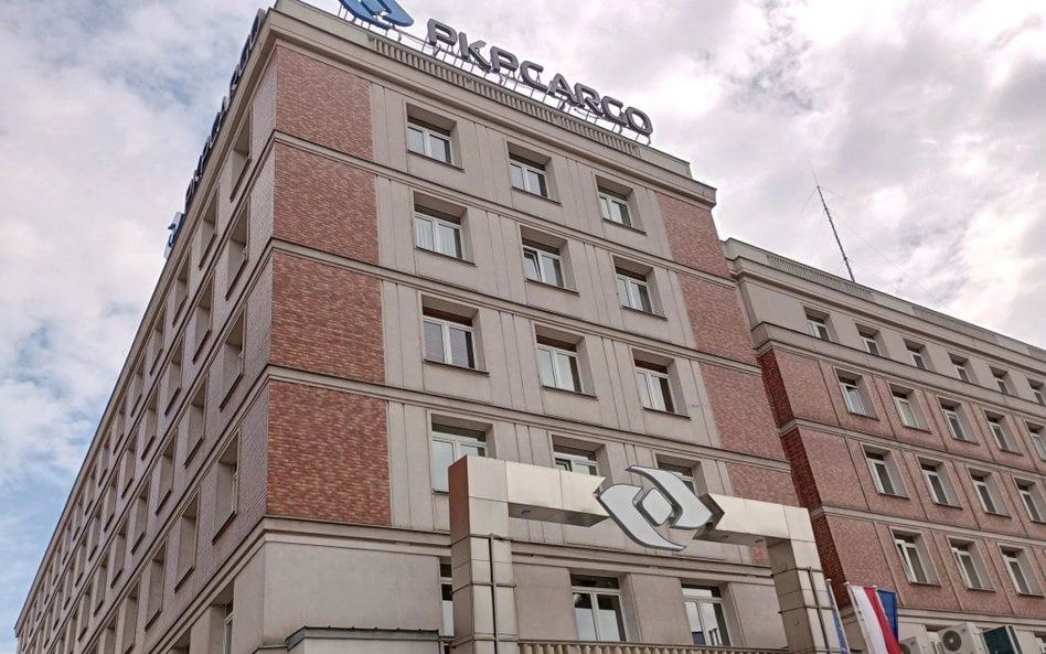 Ugoda zamiast procesu? Sąd ponownie zawiesił sprawę PKP Cargo