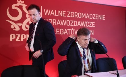 Prezes Polskiego Związku Piłki Nożnej Cezary Kulesza (P) i sekretarz generalny PZPN Łukasz Wachowski