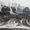 Vehicule blindate rusești pe un drum din regiunea Rostov, Rusia, 22 februarie 2022.