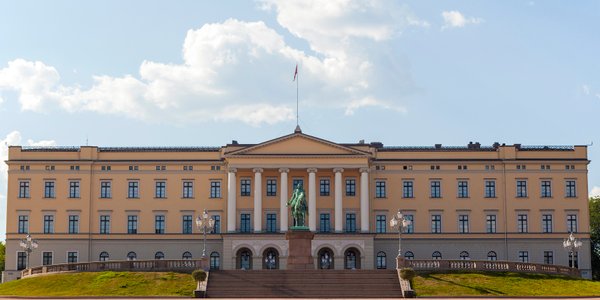 Jerzy Haszczyński: Czym rodziny królewskie powinny się różnić od zwykłych śmiertelników
