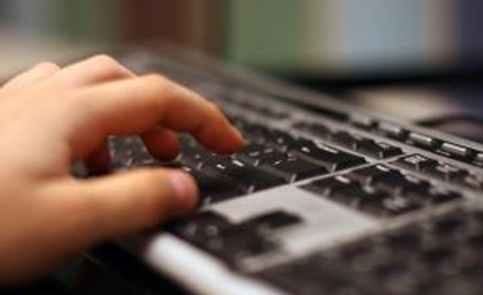 Przestępstwa w internecie: atak hakerów to podatkowy koszt dla firmy