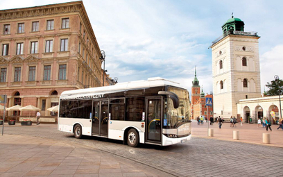 Elektryczne autobusy kursują już m.in. w Warszawie.