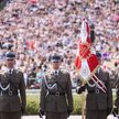Defilada z okazji Święta Wojska Polskiego na Wisłostradzie w Warszawie. W defiladzie biorą udział żo