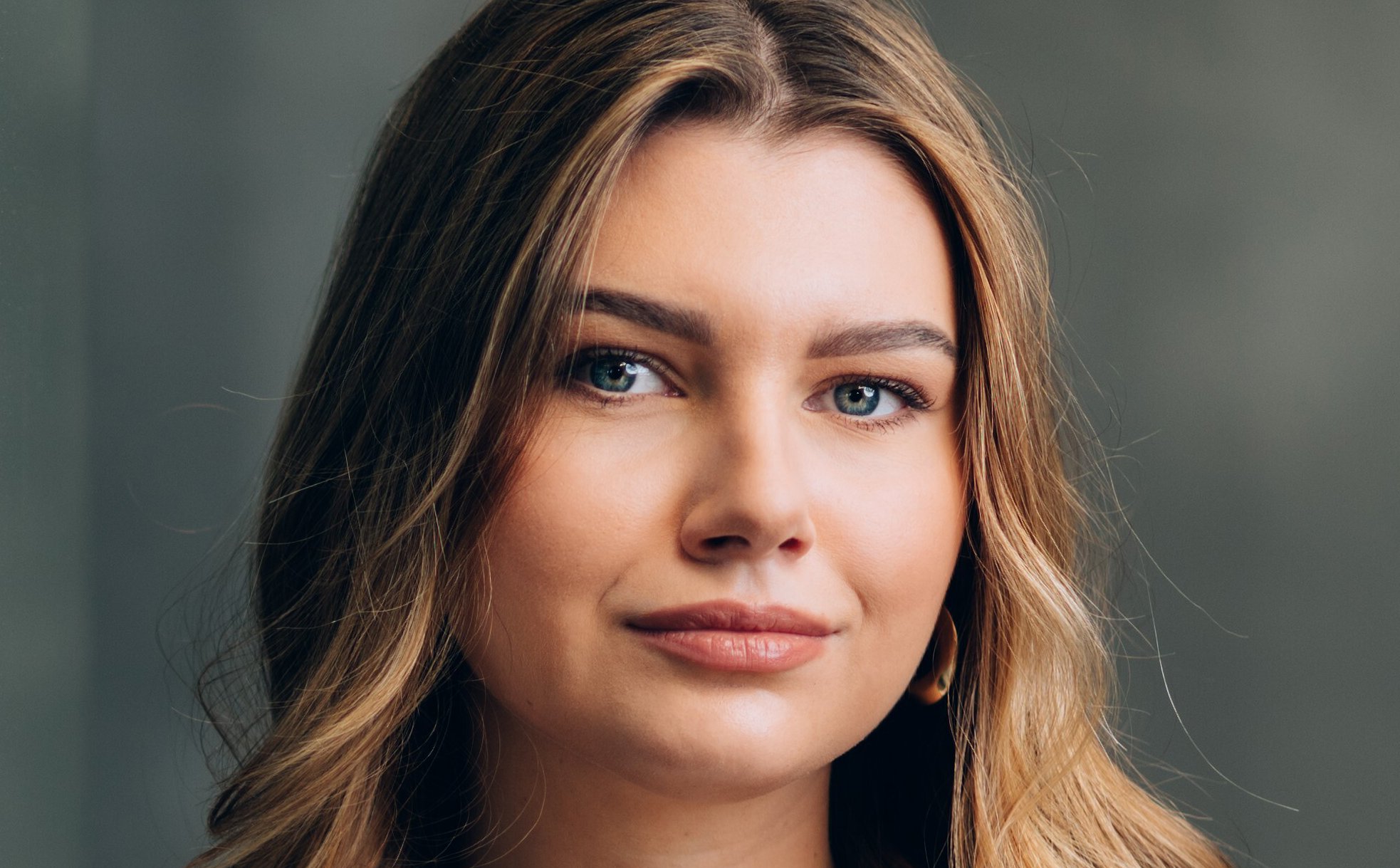 „Najłatwiej manipuluje się spolaryzowanym społeczeństwem”. Tak działa dezinformacja