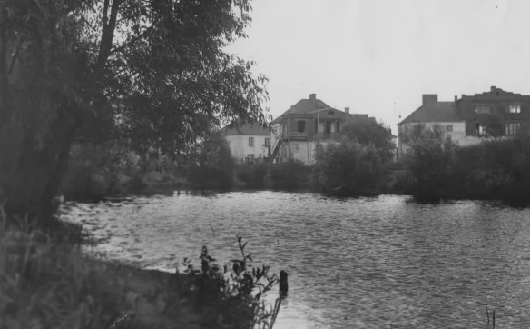 Fosa Legionów Dąbrowskiego ponad 90 lat temu prezentowała się zgoła inaczej. To zdjęcie i dołączone 