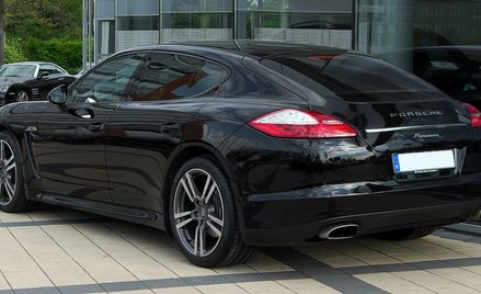 "Frog" zatrzymany przez policję. Kierował bez uprawnień