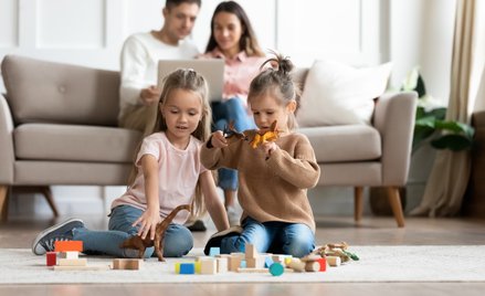 Polacy na potęgę kupują dzieciom chińskie zabawki. Nie podlegają żadnej kontroli