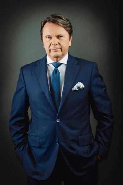 Zbigniew Jakubas akcjonariusz m.in. Mennicy i Newagu Zbigniew Jakubas jest kojarzony przede wszystki