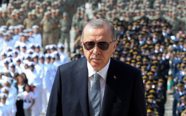 Erdogan: Trzeba skończyć z monopolem dolara w handlu