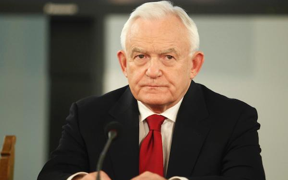 Miller: Trzeba stać po stronie lokatorów, a nie czyścicieli kamienic