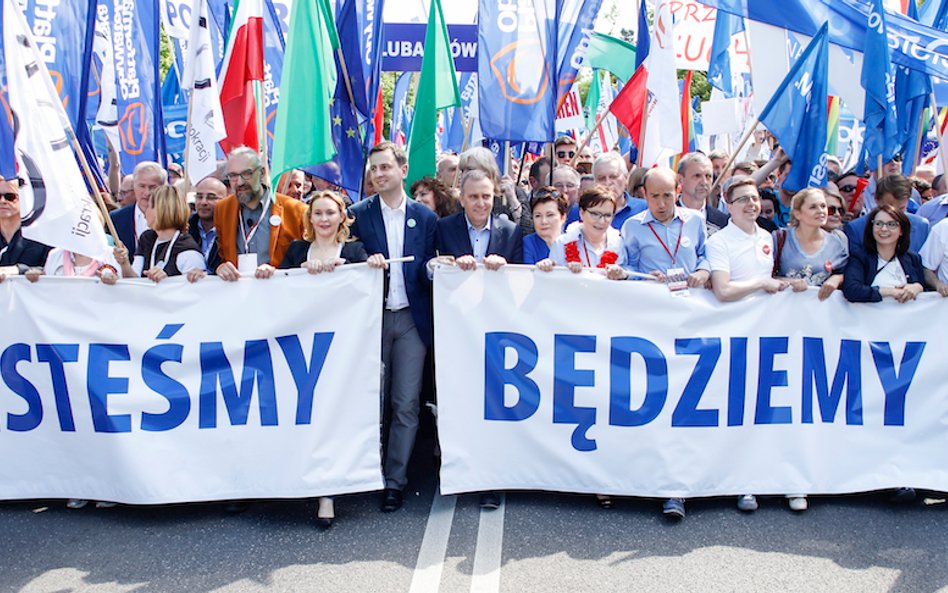 Sowiński: Opozycja. Za wcześnie na jedność