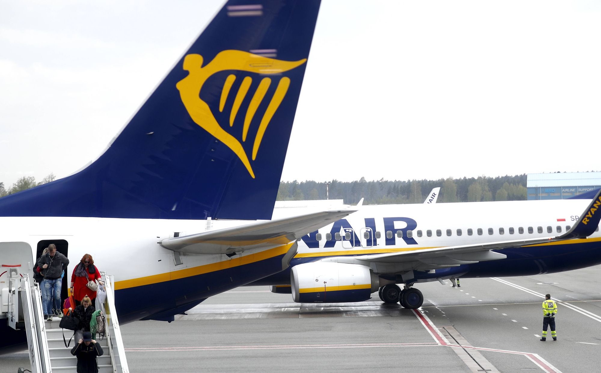 Agresywny pasażer zapłaci karę. Ryanair: Z zadowoleniem przyjmujemy wyrok