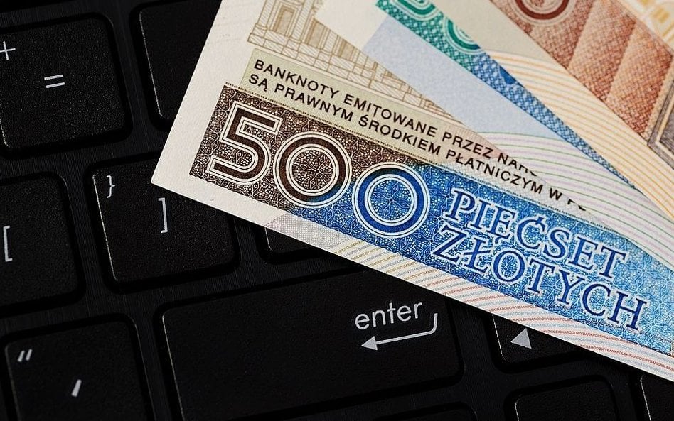 Mikołaj Drozdowicz: Trzeba zlikwidować program 500+