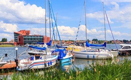 Czerwcowy weekend to pierwsza od niemal roku okazja do wypoczynku. Noclegi w popularnych miejscach s