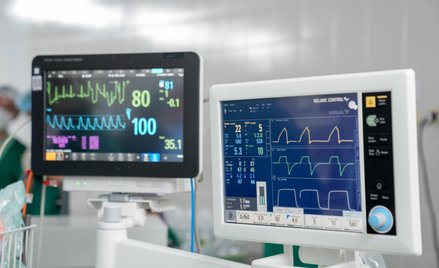 20-latka osiem godzin czekała na przyjęcie na OIOM. Kobieta zmarła