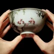 Chińska miska sprzedana na aukcji za ponad 25 mln dolarów