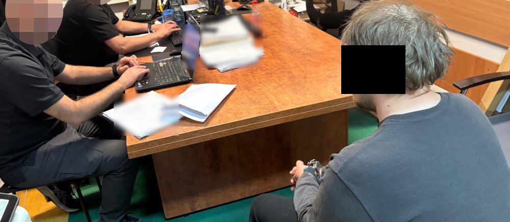 Warszawa: Zarzuty dla pracownika kawiarni. Nagrywał koleżanki w tolaecie