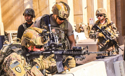 Pentagon: Wojska koalicji nie wycofują się z Iraku